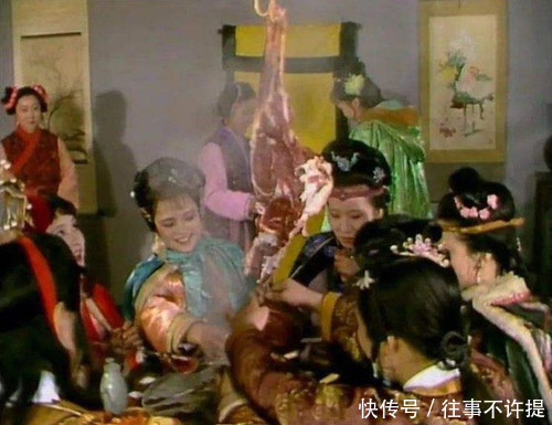 贾府|《红楼梦》中有道特别的菜,仅贾母一人能吃,做法暗示了贾府结局