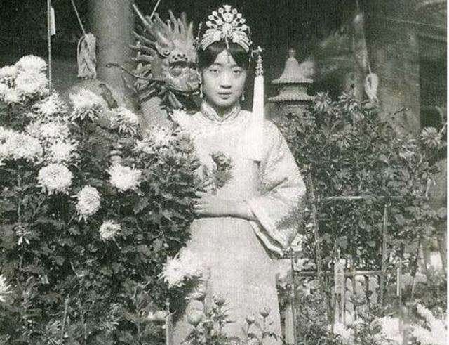 裕容龄|中国芭蕾第一人：曾是慈禧最爱的女官，23岁嫁给少将，活了84岁