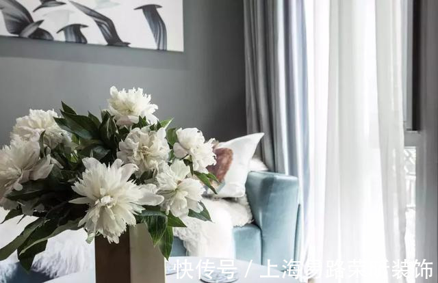 空间|冷感装修为什么这么火?有人说,这与当下盛行的颓废美有关