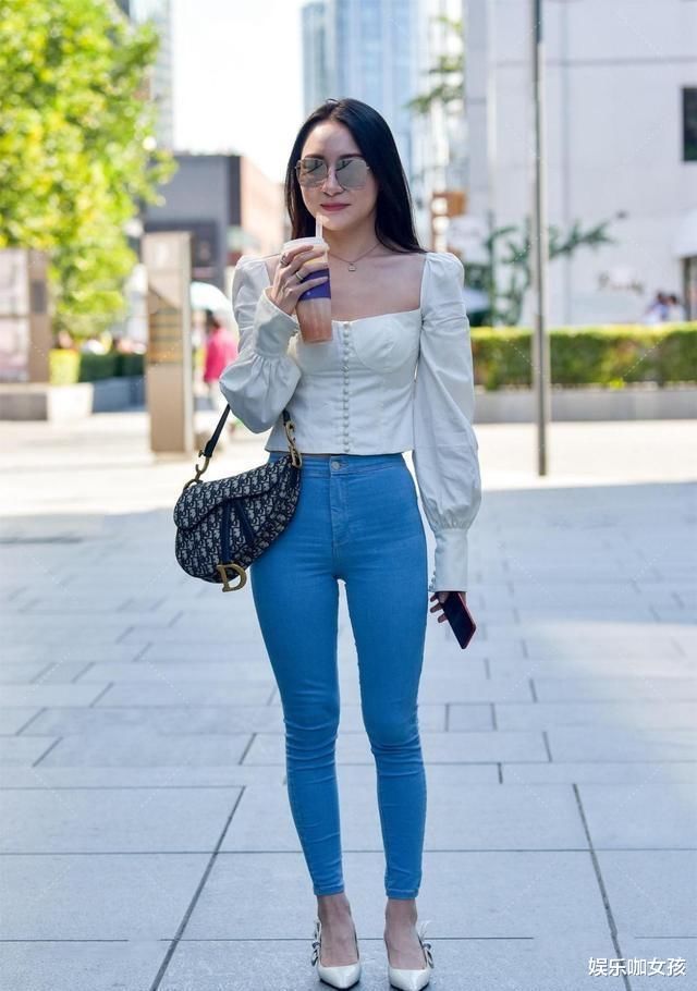 打底裤的搭配文艺又不土气，穿出女神气质，女神范十足