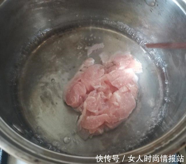 皮蛋瘦肉粥，香滑软糯，鲜美不腥！