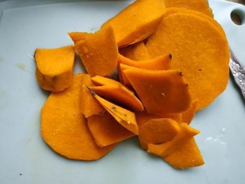 便秘别只会吃香蕉,它才最通便!便秘的人吃,隔天拉出黑臭宿便!