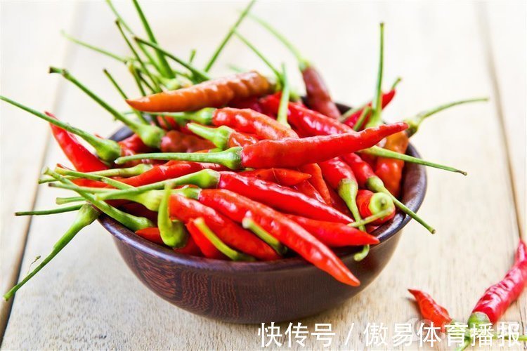 胃癌|吃辣椒是会致癌还是防癌?国外试验的结果,可能会让你失望