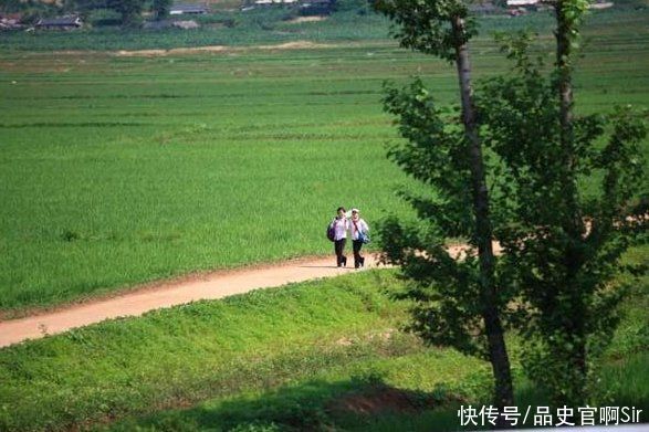 王权|24岁外国美女米哈娜，不惧流言倒追45岁民工，婚后住工地却很幸福