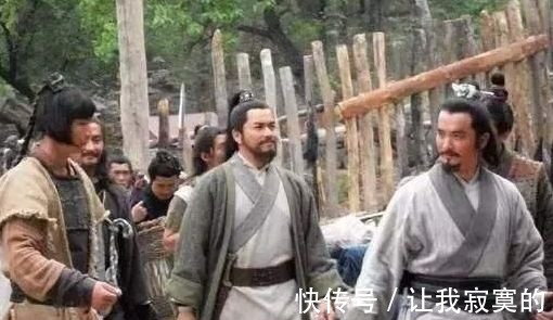 武松打虎|梁山最奇怪的现象,不是宋江当了大哥,而是没有一个喽啰升为将领