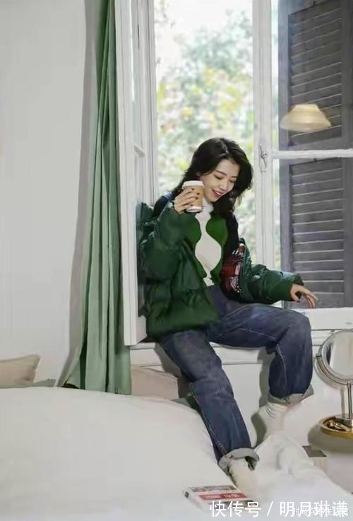 羽绒服 羽绒服不要配打底裤,过时了!学三木这样穿,时髦又保暖