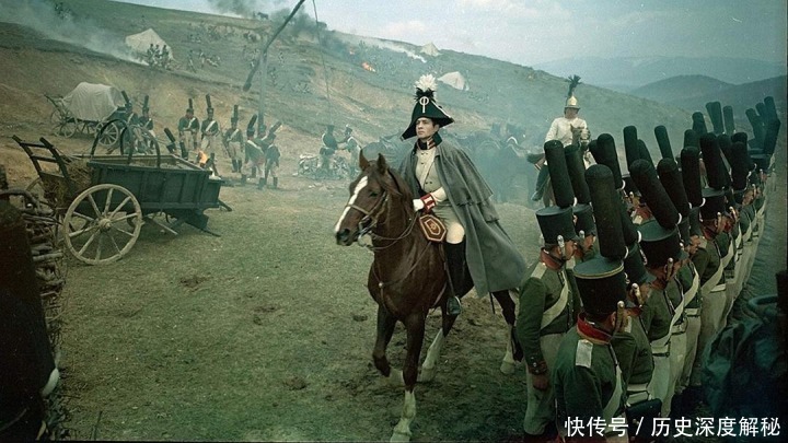 世界第一名著《战争与和平》与《红楼梦》相比,哪个文学成就高?