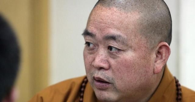 拳迷&少林方丈释永信能打吗?拳迷:能打败三五十个武警,笔者:吹牛吧