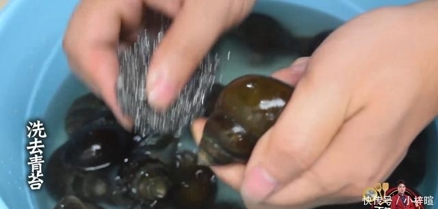 酸笋田螺煲最好吃的做法,酸辣可口简单美味,看看你喜欢吃不?