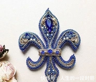 蛇腹线 款式各不相同,蛇腹线手工饰品展示了独特的美