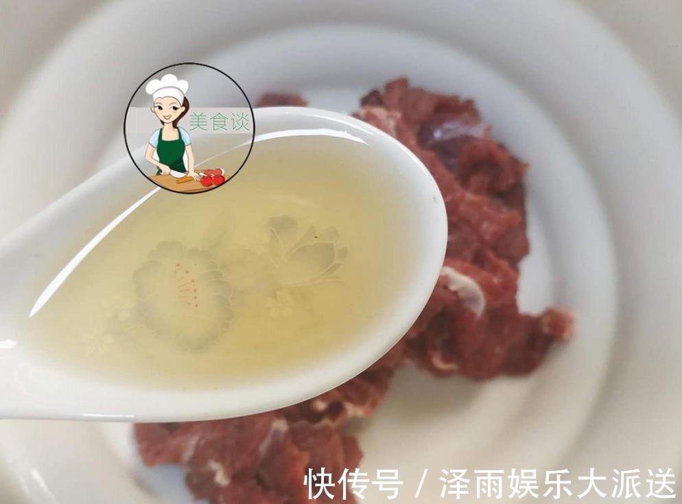 苦瓜|两样食材一起炒，清脆鲜香，滋肝明目，多吃还不会发胖，做法简单