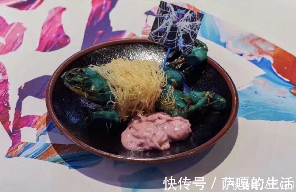 餐厅|转生成蜘蛛推出主题餐厅,这饭菜看着不太能下嘴啊