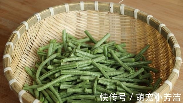 今天才知道,原来保存豆角这么简单,学会这2招,鲜嫩不会坏
