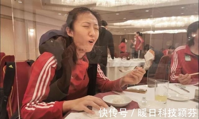 中国队|东京奥运会最重要的事:李盈莹需要比朱婷、张常宁更多的扣球权!
