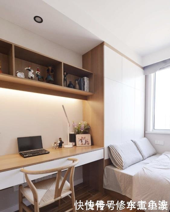 客厅|客厅造个“假阳台”，一进门就被迷住了，这套92㎡新房，太温馨