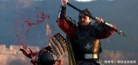  梁山|此人可以秒杀林冲，却因宋江一句话，让林冲一生瞧不起他！