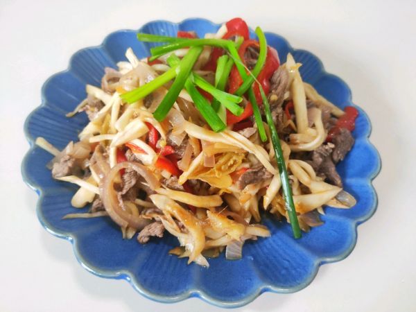 茭白|酸辣牛肉茭白