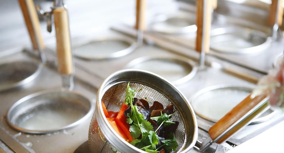 查出甲状腺结节,不能碰“海鲜”非也,这三类食物,忍住就是赢