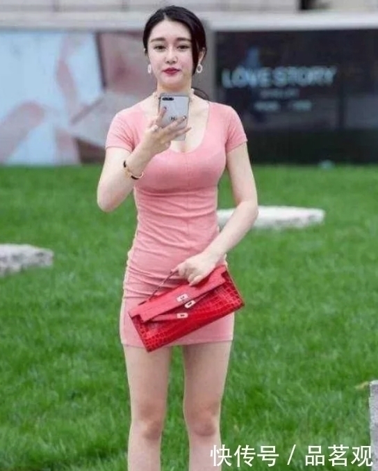 身姿|甜美又精致的打底裤小姐姐，秀出窈窕靓丽的身姿，令人一见倾心