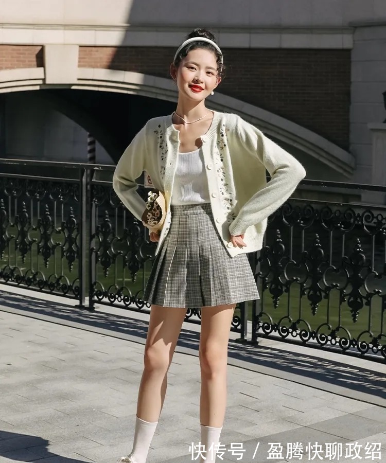 小开衫|看图学穿搭:秋季小开衫穿搭,精致又气质