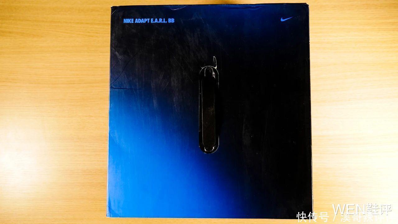 未来的球鞋到底应该是什么样呢Nike的答案就是这款鞋