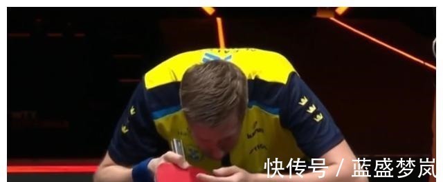 独苗|恭喜张本智和,3-0完胜,日本队独苗淘汰世界冠军,大喊大叫庆!