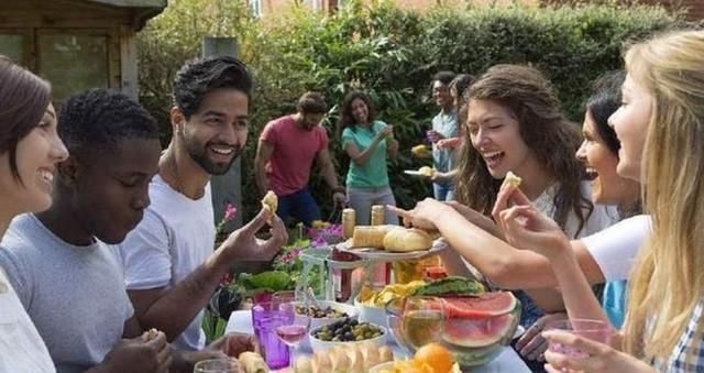 城市|印度真的脏乱差吗走进城市农贸广场,让你看看当地百姓真实生活