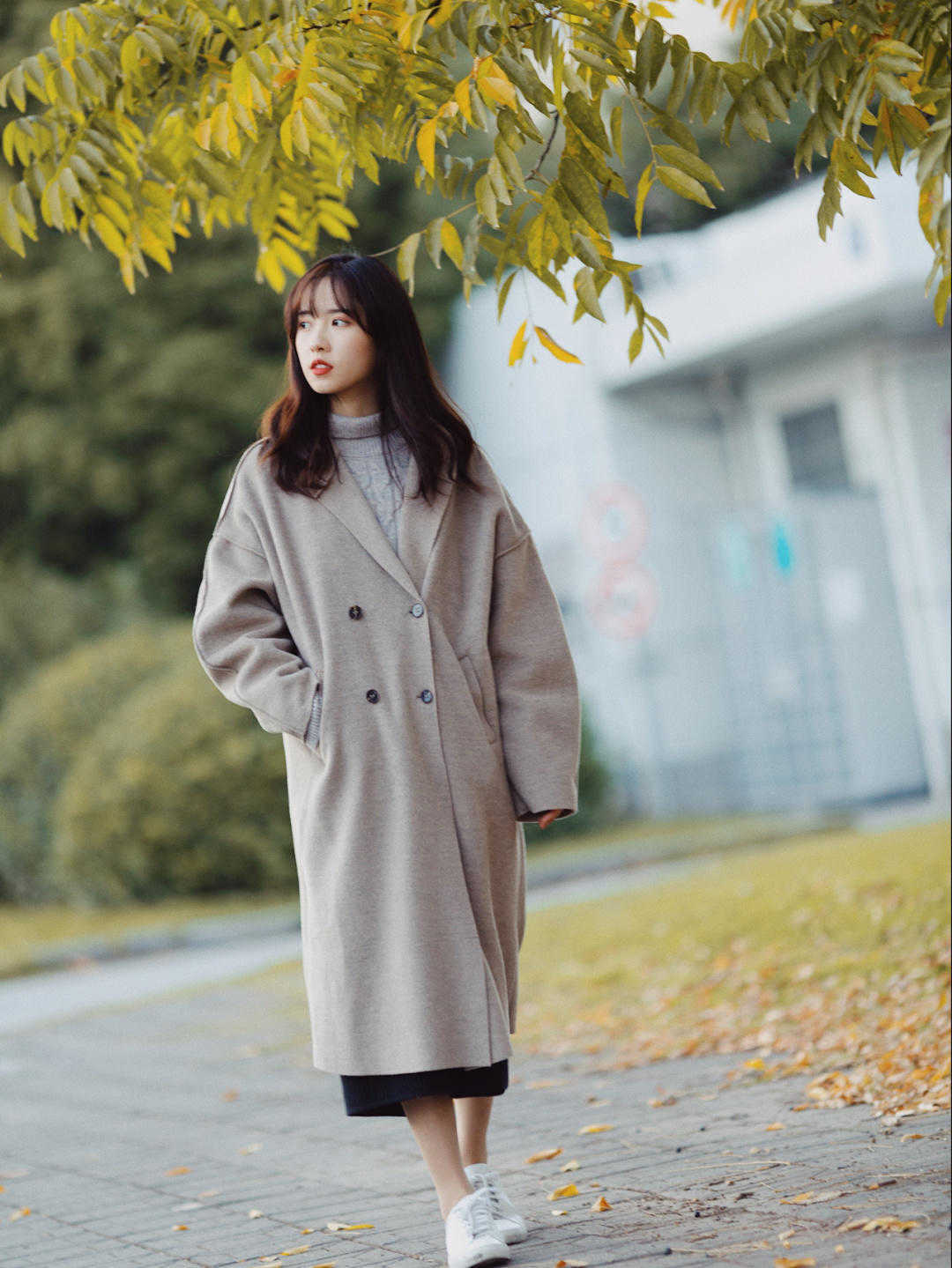 大衣|40+的女人减龄穿搭,这些风格也很精致,太洋气了