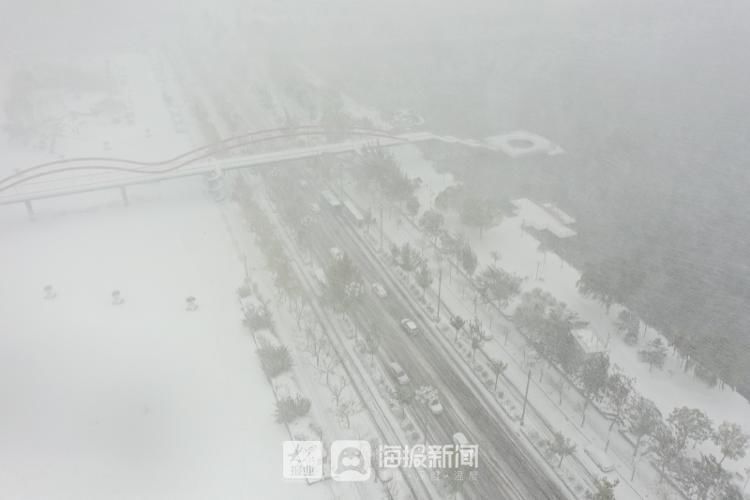 初雪|组图+视频丨德州入冬初雪如期“到货” 积雪已盖住脚背