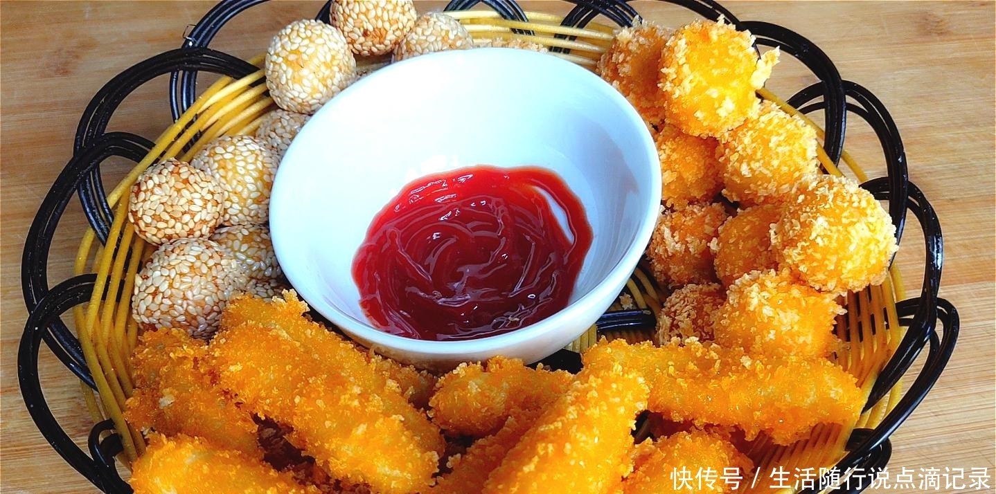 南瓜|半个南瓜，一碗糯米粉，简单一做，比油条简单多了，软糯又香甜