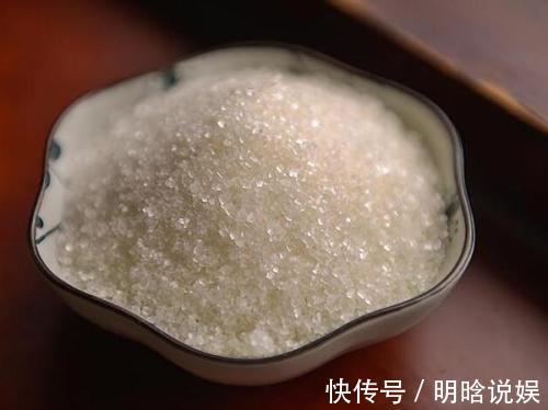 绵白糖|一样是白糖,“白砂糖”和“绵白糖”有什么不同明白后别再乱买