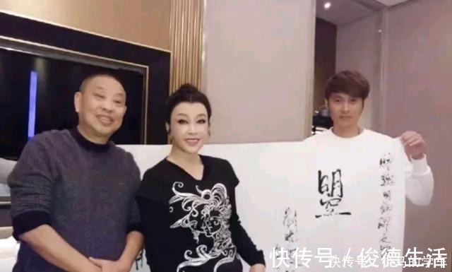 收藏价值|刘晓庆开启个人书法展,她的书法作品真的有收藏价值和艺术价值吗