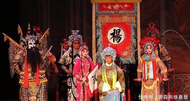  杨家将|杨家将全部战死, 佘太君给他们守灵时, 看到一乞丐竟然晕了