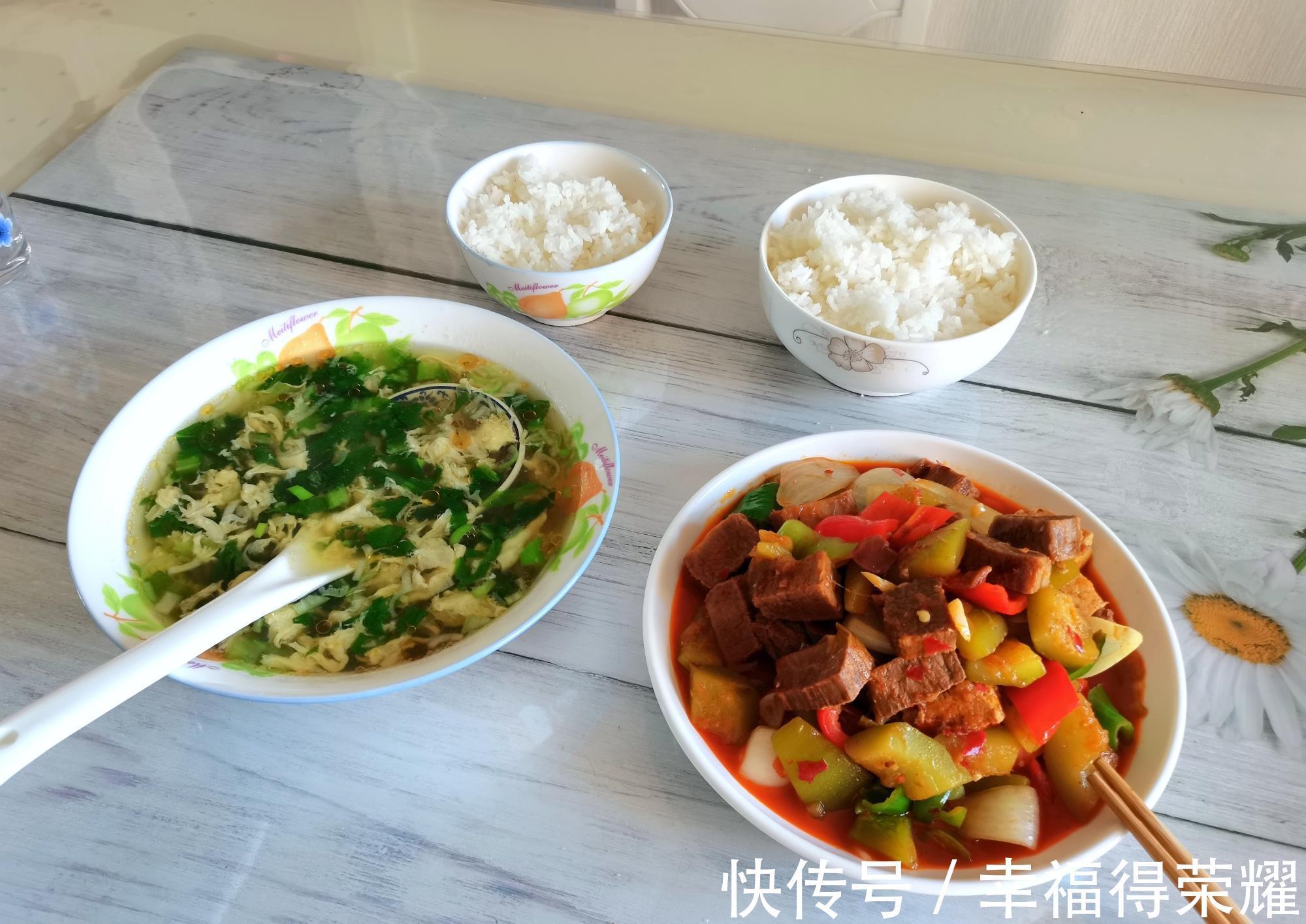 角瓜|三伏天我家一周的晚餐不凑合,再热也要做饭吃,吃好身体好心情好