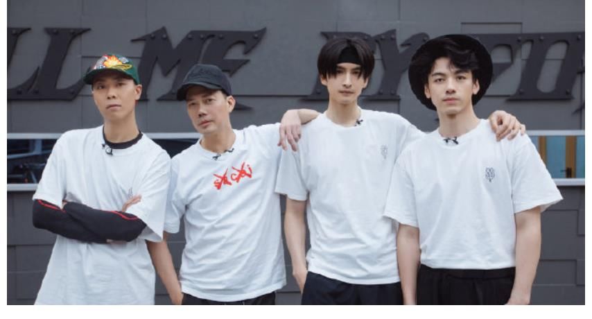 披哥曝17人成團(tuán)名單？GAI言承旭有爭議，林曉峰李響意難平