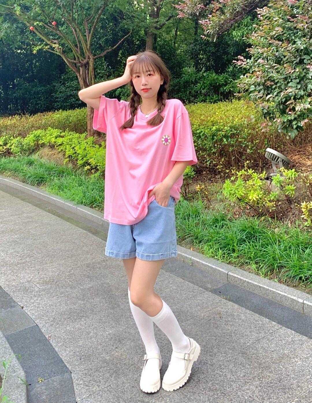 糖果色|今年流行糖果色T恤,可以这样穿,减龄又好看