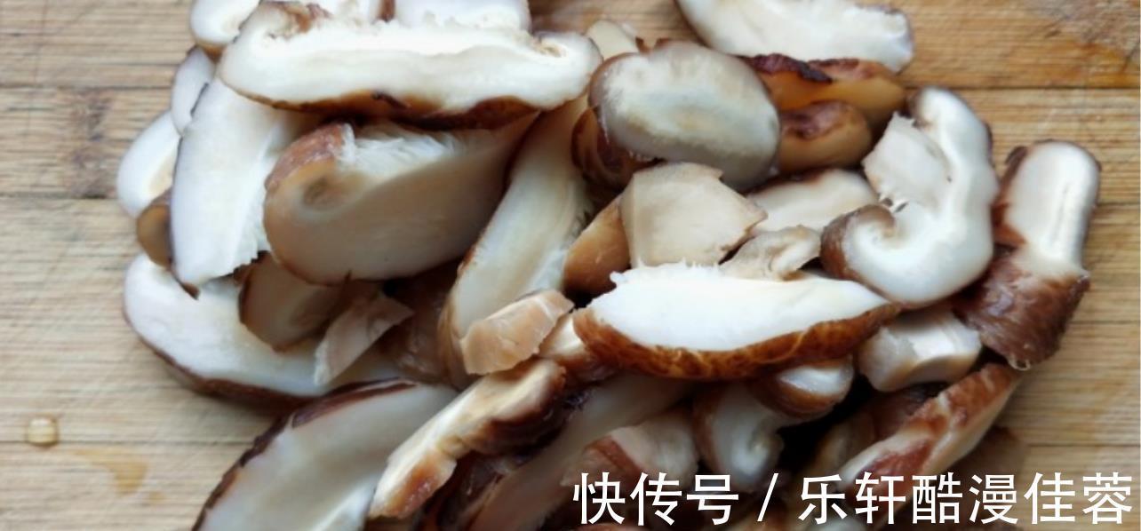 秋天,多给孩子吃这菜,好看又好吃,营养极高,经常吃不上火