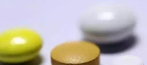 这几种“小药片”可别扔了,放水里搅一搅,促生根开花还能防烂根