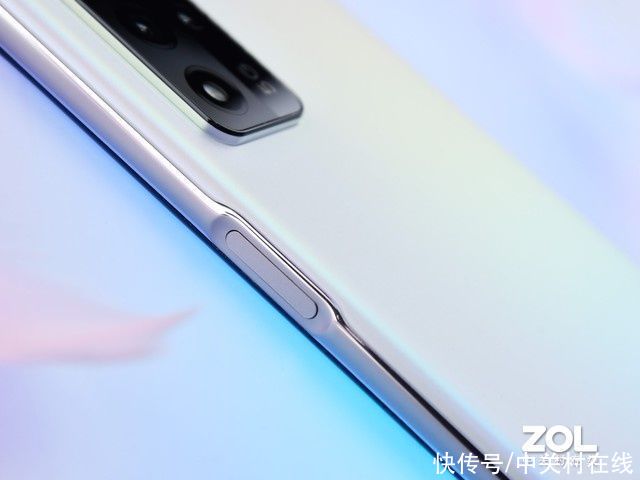 oppo|炎炎夏日的一瓶白桃汽水 OPPO A93s图赏