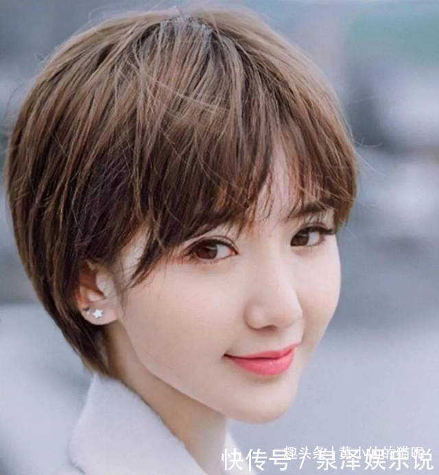 奔五奔六的女人，这几款“发型”尽量不要留，看着显老没气质