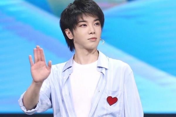  直播|《王牌对王牌》开直播，嘉宾阵容很亮眼，却少了王牌少年宋亚轩