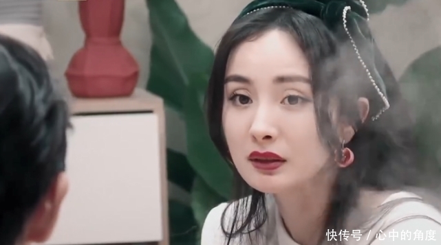 杨幂《密逃》疲态尽显,眼窝凹陷用遮瑕掩盖,3季状态对比很尴尬