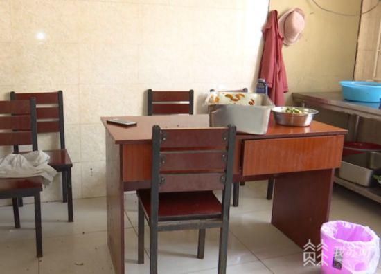 工作人员|鱼里吃到疑似蛆虫 雷驰减肥训练营食堂问题多