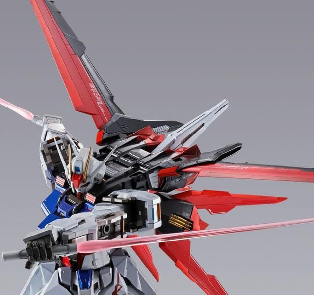 metMetal Build：强袭高达及空战背包10周年纪念版 帅到钱包瞬间干瘪