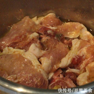 好吃下饭的红烧葱烤大排几分钟就学到手