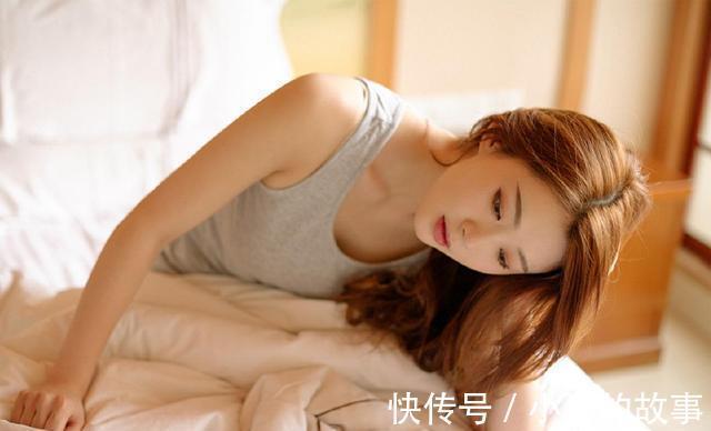 水润|女性朋友坚持每天喝一杯酸奶,对身体有什么影响建议了解