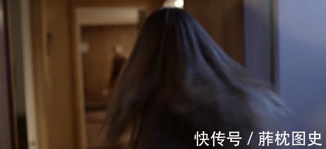 时尚杂志|外国真人秀复刻恐怖片!教你在丧尸吸血鬼杀人狂手下逃生