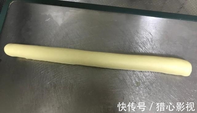 面包|一定要尝试的面包配方,一次发酵,外酥里软,放3天不硬,特解馋