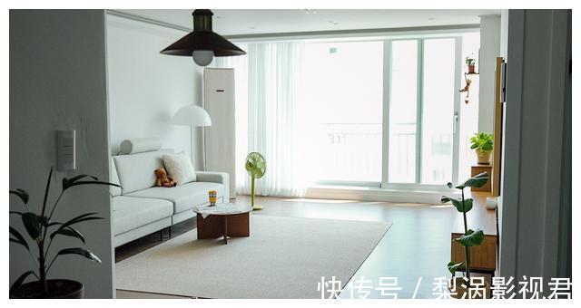 玄关|她家玄关太好看了,一进门就被美到,喜欢这样务实不花哨的装修!