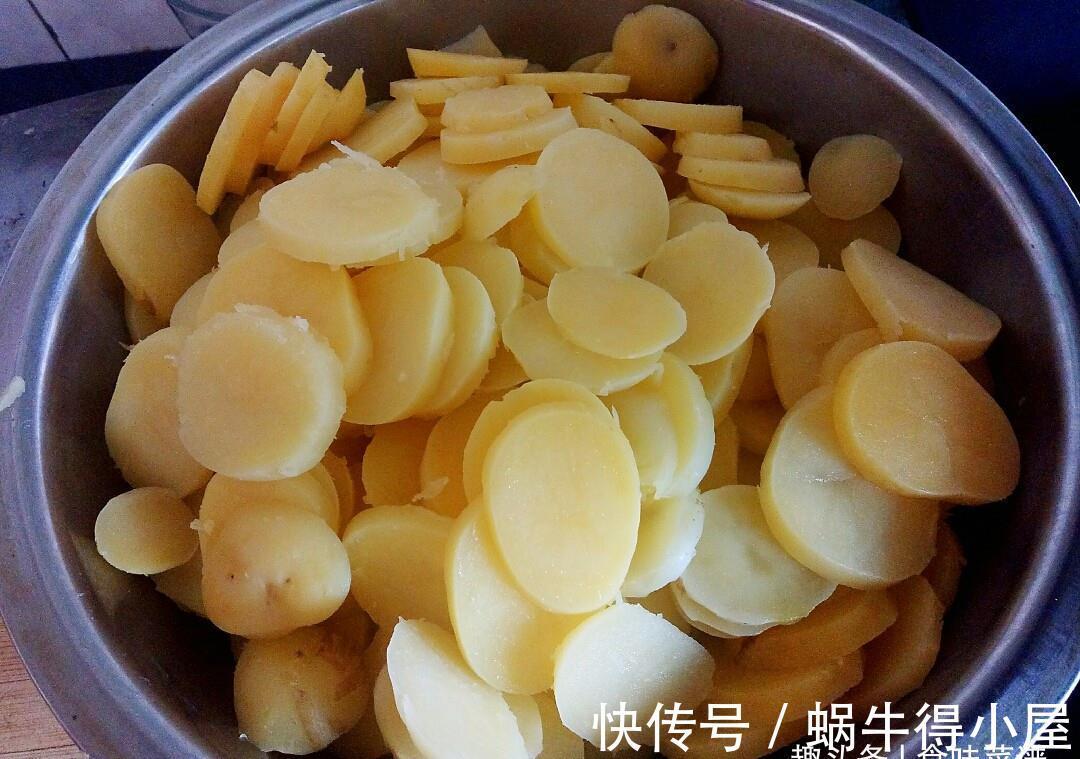 晾晒|趁着阳光充足,此9种蔬菜可以多晒一些,留着冬天吃,炖肉特别香